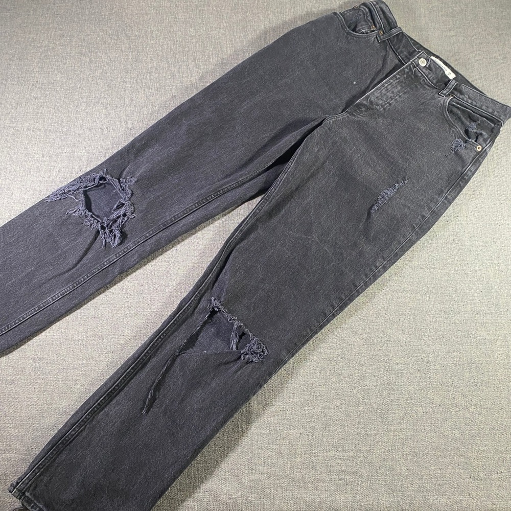 Abercrombie‎ & Fitch The 90s Straight Ultra High Rise Distressed Jeans